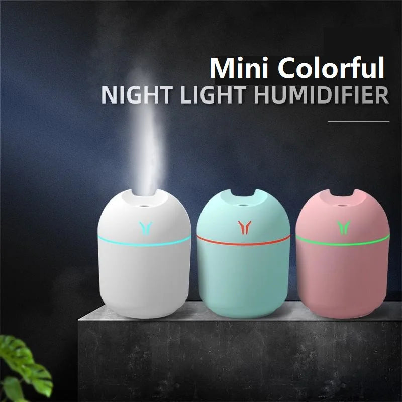 Mini humidificador de aire USB de 250ML, difusor de aceites esenciales aromáticos para el hogar y el coche, generador de niebla silencioso ultrasónico con lámpara LED de Color